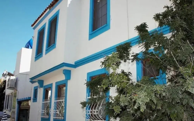 Albatros Hotel