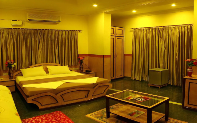 Hotel Suriya International