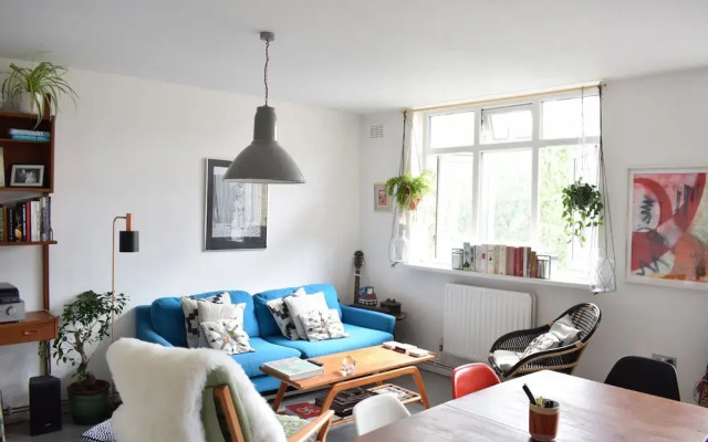 Stunning 1 Bedroom Apartment in East London