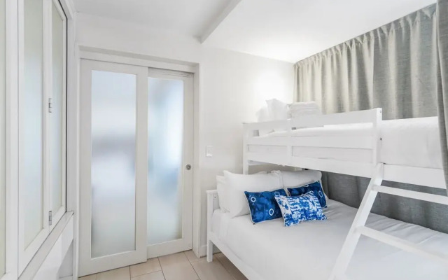 Belle Escapes - Suite 3206 Drift Resort