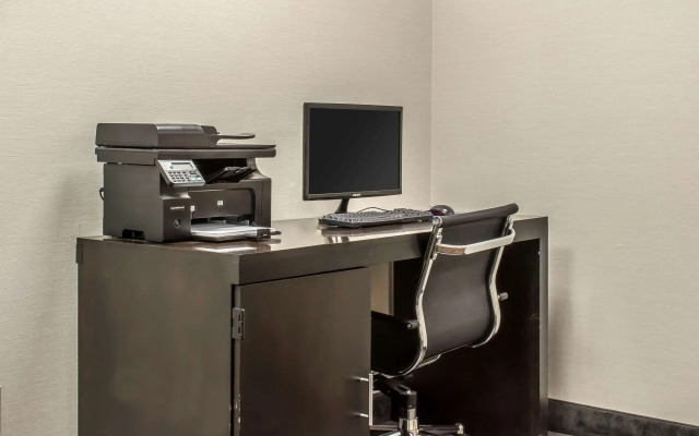 Sleep Inn & Suites of Lancaster County