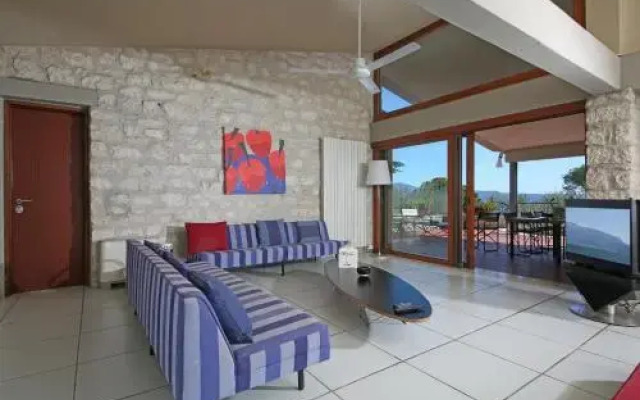 Villa Elena