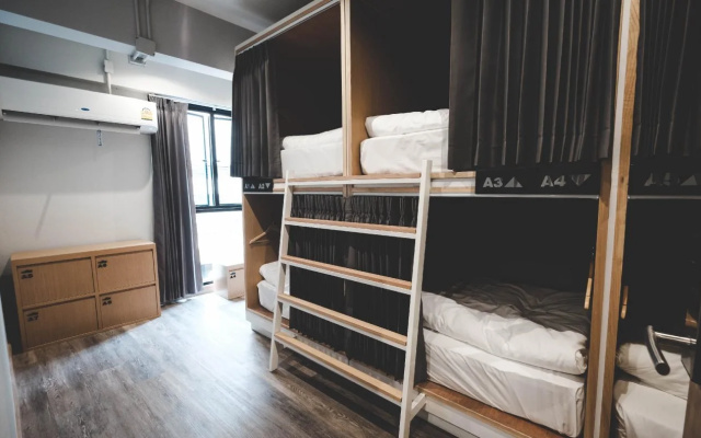 Stay Thapae Hostel