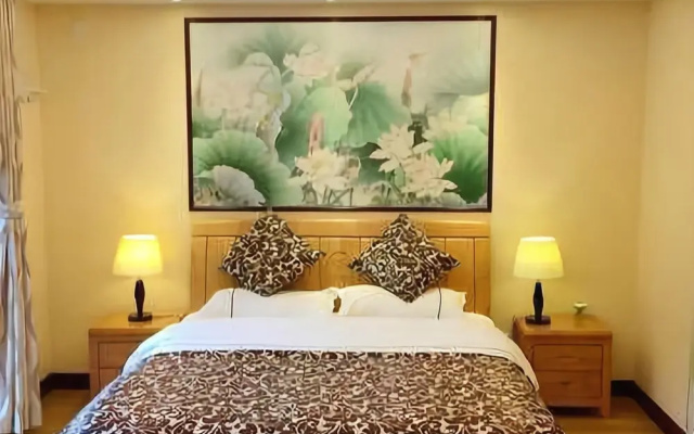Linghai Seaview Apartment (Huizhou Huidong Shili Yintan Shop)