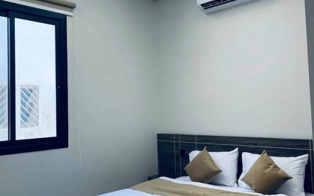 Calm Serviced Apartments 3