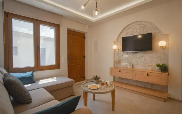 Jacuzzi maisonette in Sfakia center 'New 2023'