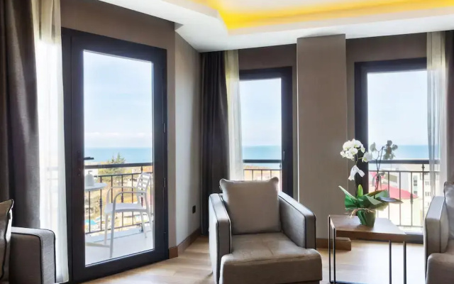 Nehir Otel