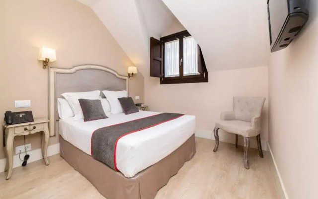 Hotel Altora