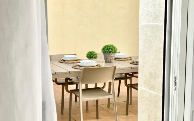 Sofía Suites