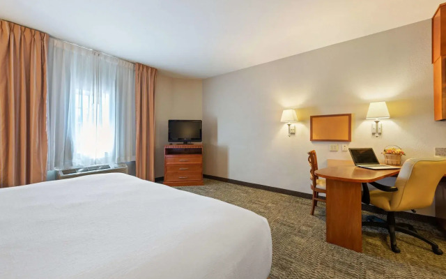 Extended Stay America Suites Houston IAH Airport