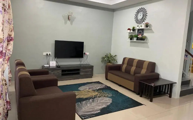 Makmur homestay