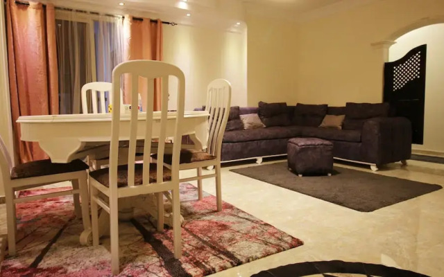 Lovely and Nice 4-bed Apartment in Near Ring Road