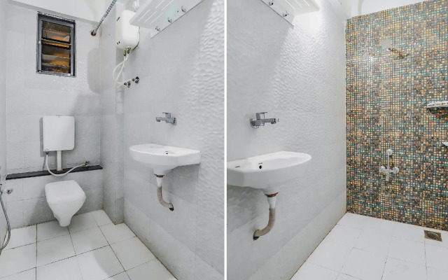 OYO 77910 Hotel Devanshi