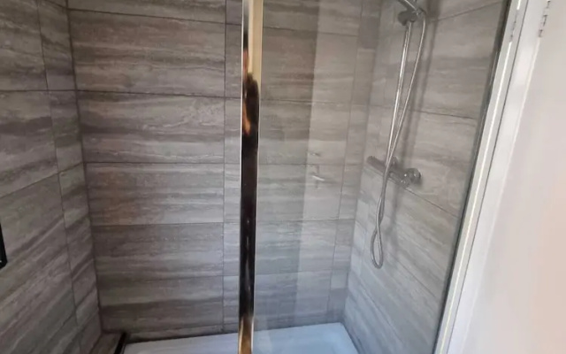 Easy Rooms - London Luton Airport