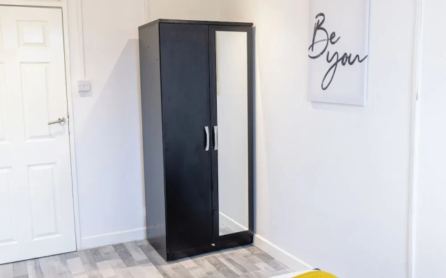 2 Bedrooms-4 Guests-babycot-wifi-freeparking