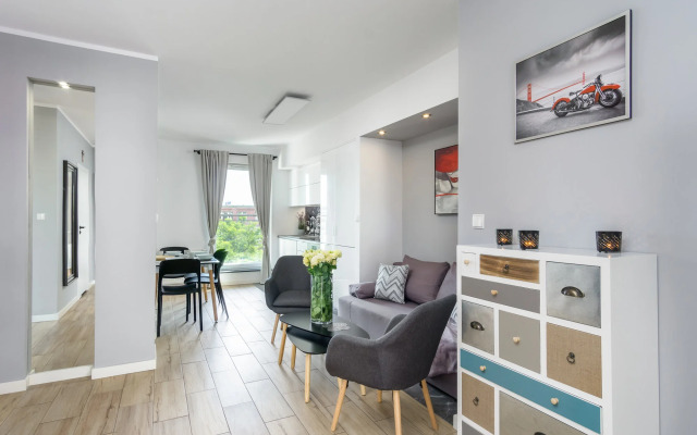 Bright and sunny 4 rooms apartment