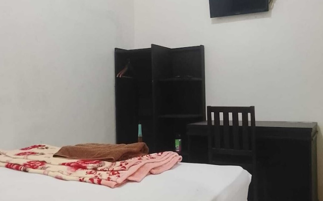 Griya Sarah Backpacker Homestay by Bias
