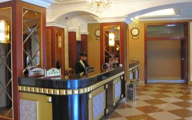 Tengchong Polman Hotel