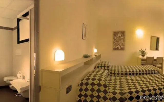 Kaire Hotel