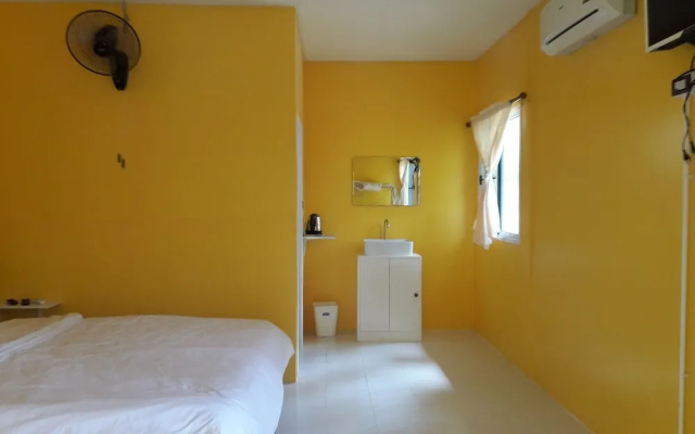 Baan Phuean Koh Kood