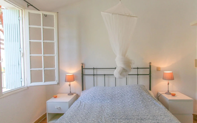 Pleasant Holiday Home in Port Grimaud With Garden