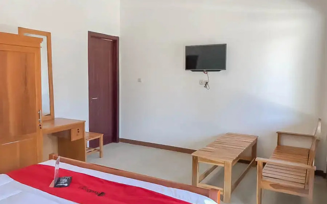 RedDoorz Resort near Darajat Garut