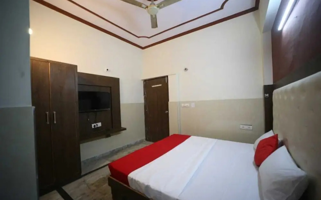 Hotel Ambika Palace
