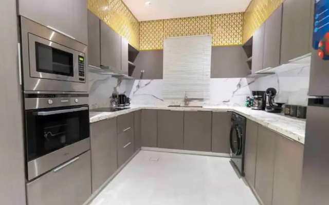 Apartment Luxurious and Modern Design in Alwadi Xl