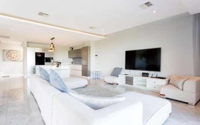 10-11 Ocean’S Edge, Zimbali – 8 Bedroom