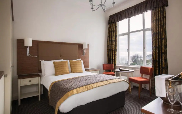 Hydro Hotel