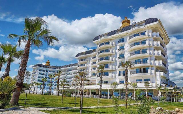 Отель Heaven Beach Resort & Spa - All Inclusive - Adults Only Сиде вид на фасад