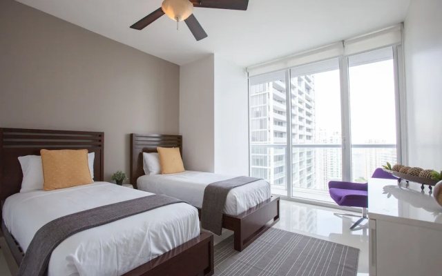 Icon W Brickell by Best Miami Vacations