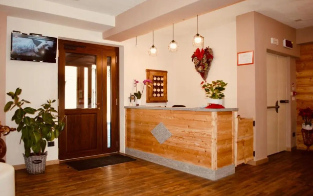 Hotel Piccolo Chalet
