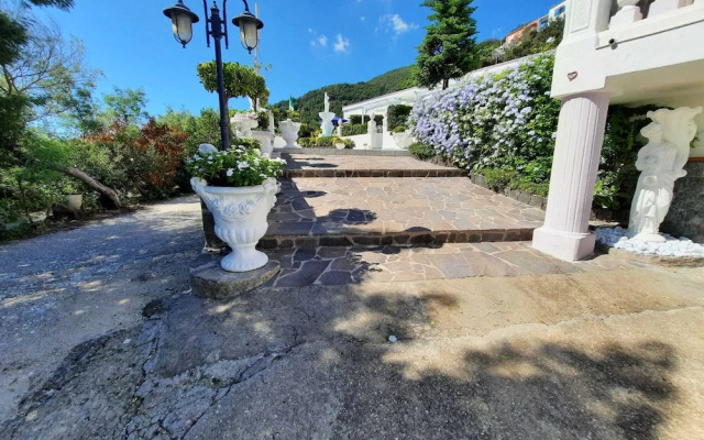 Villa Lesto Holiday Home - Ischia Apartments