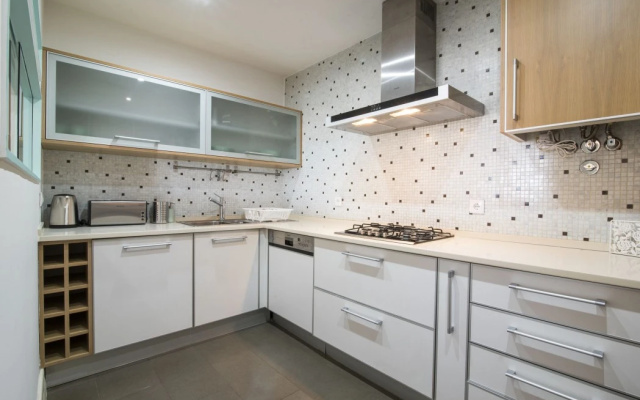 Alfama Studio 40