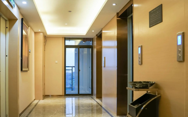 Lavande Hotels· Jingmen Xingqiu Shijiecheng