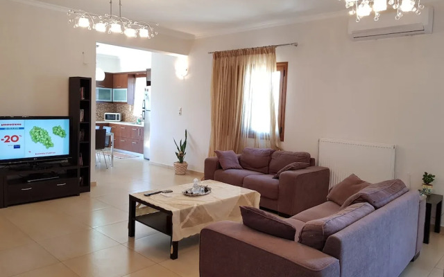 Modern Apartment in Chania