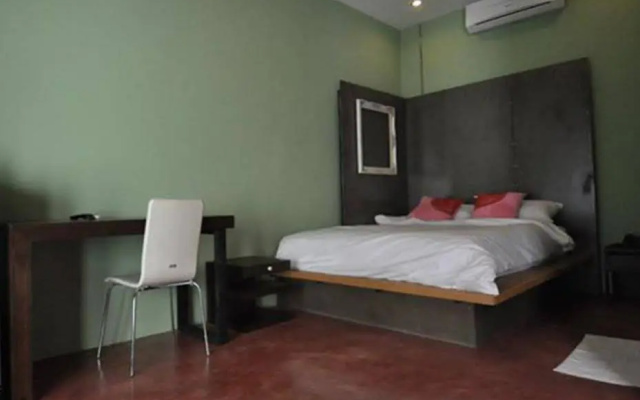 Nimman Soi9 Hotel