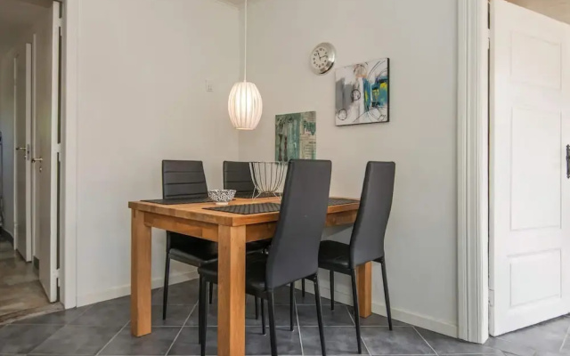 6 Person Holiday Home in Bredebro
