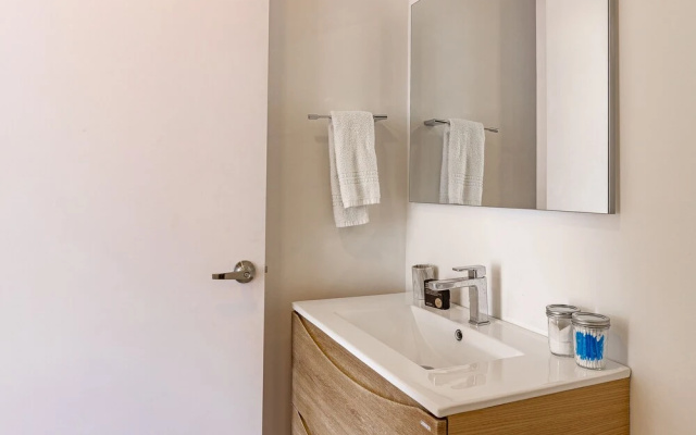 Beautiful Studio W/balcony Near La Condesa