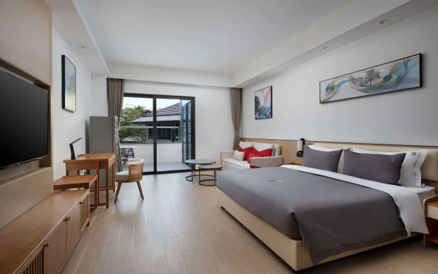 Ramada Encore by Wyndham Jiusuo Downtown