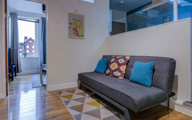 Stylish and Charming City Centre apt for 6