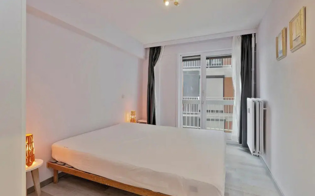 Apartment in Blankenberge Near the Beach