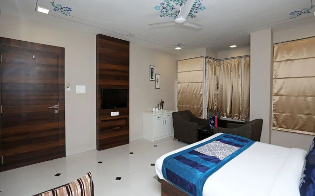 OYO 133 Hotel Kingfisher