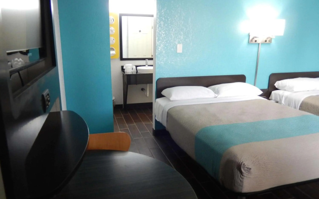 Motel 6 Portland, TX