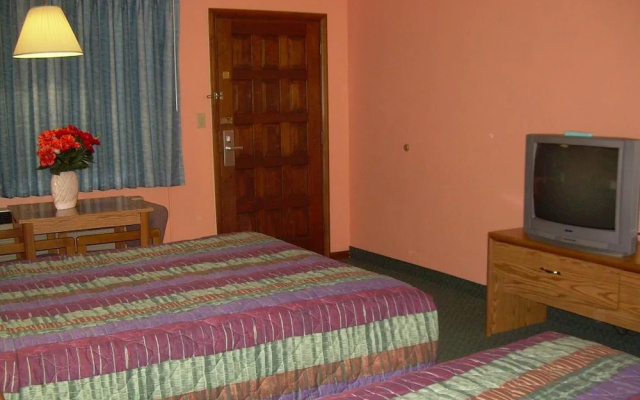 83 Motel