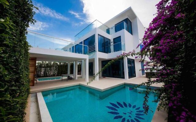 Private Pool, Luxury Villa in Central Pattaya, 14PPL (Palmc1&Palmc2) 0