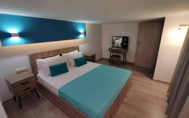 Plumbago Apartment