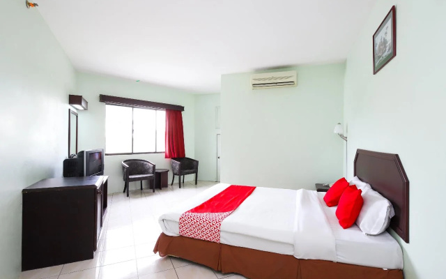 Grand Supreme Hotel