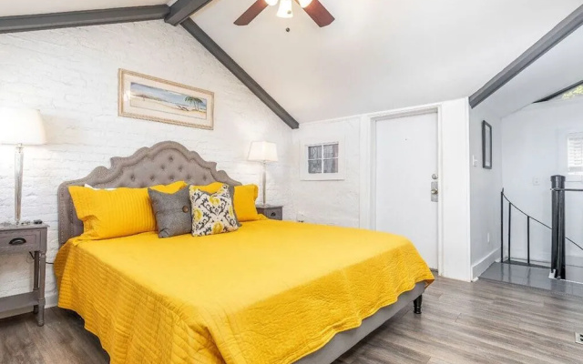 Southern Belle Carriage House